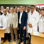 El Parlamento Europeo condena la explotación de los médicos cubanos